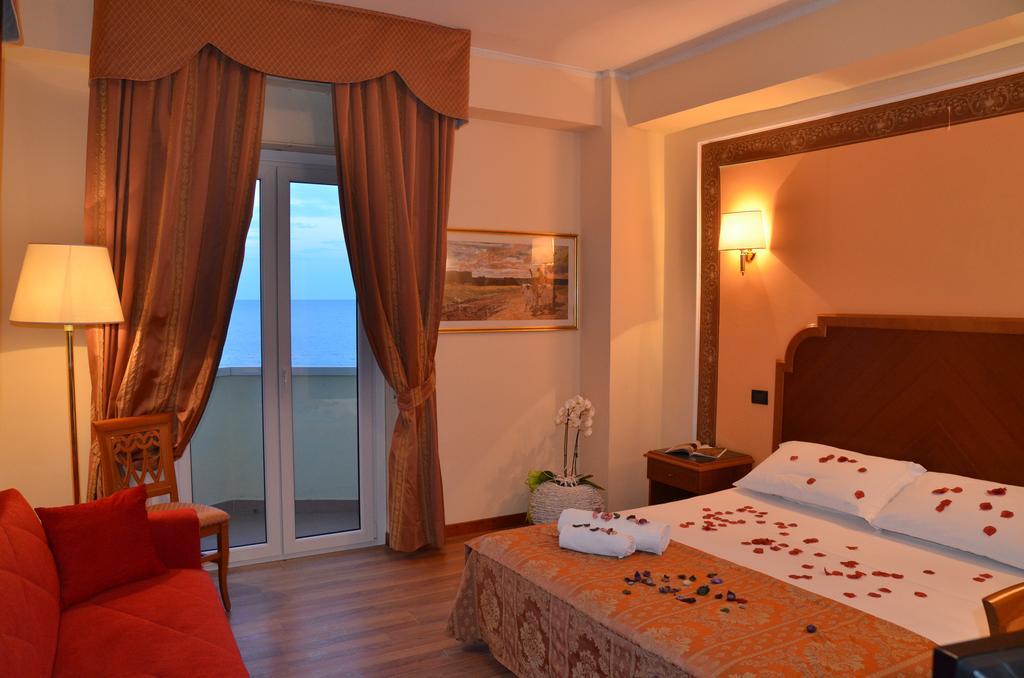Grand Hotel Montesilvano Marina Exteriér fotografie