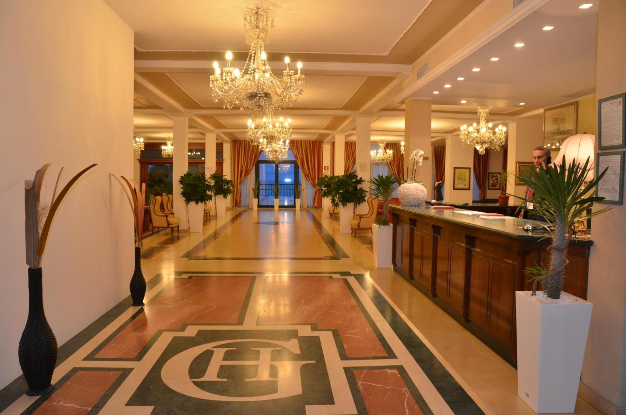 Grand Hotel Montesilvano Marina Exteriér fotografie