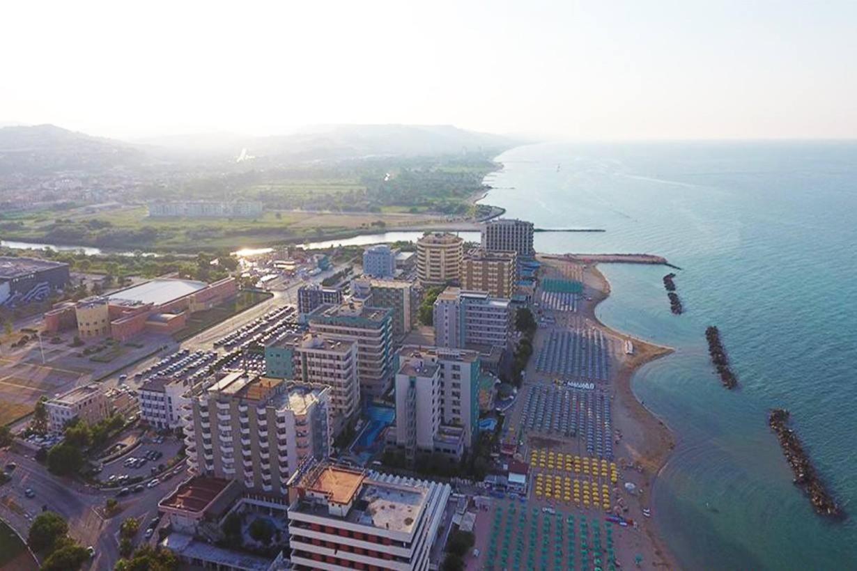 Grand Hotel Montesilvano Marina Exteriér fotografie